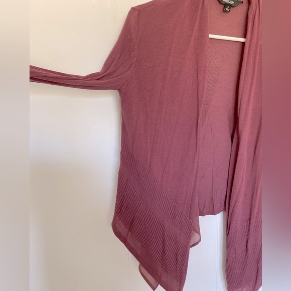 𝅺SIMPLY VERA WANG plum/ maroon open high low cardigan sweater - Picture 2 of 4
